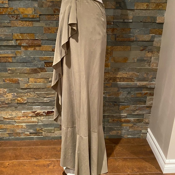 Theory Lorsinie Skirt (Multiple Sizes) NWT - Picture 2 of 7